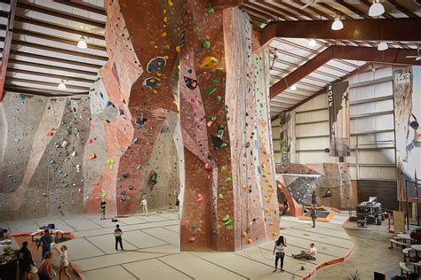Vertical rock - Spotrock Climbing Centers is an indoor rock climbing gym with the tallest rock walls in Northern Virginia, Washington D.C. and Maryland. Bouldering, rope climbing, fitness, yoga, and day camps.